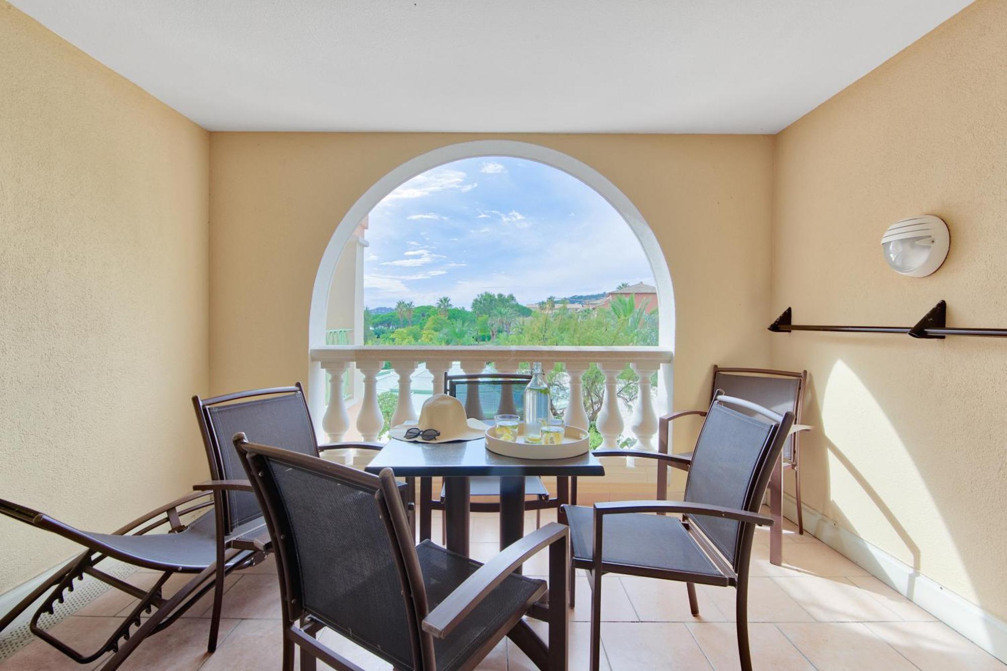 Residence Pierre & Vacances Premium Les Calanques Des Issambres Les Issambres Εξωτερικό φωτογραφία
